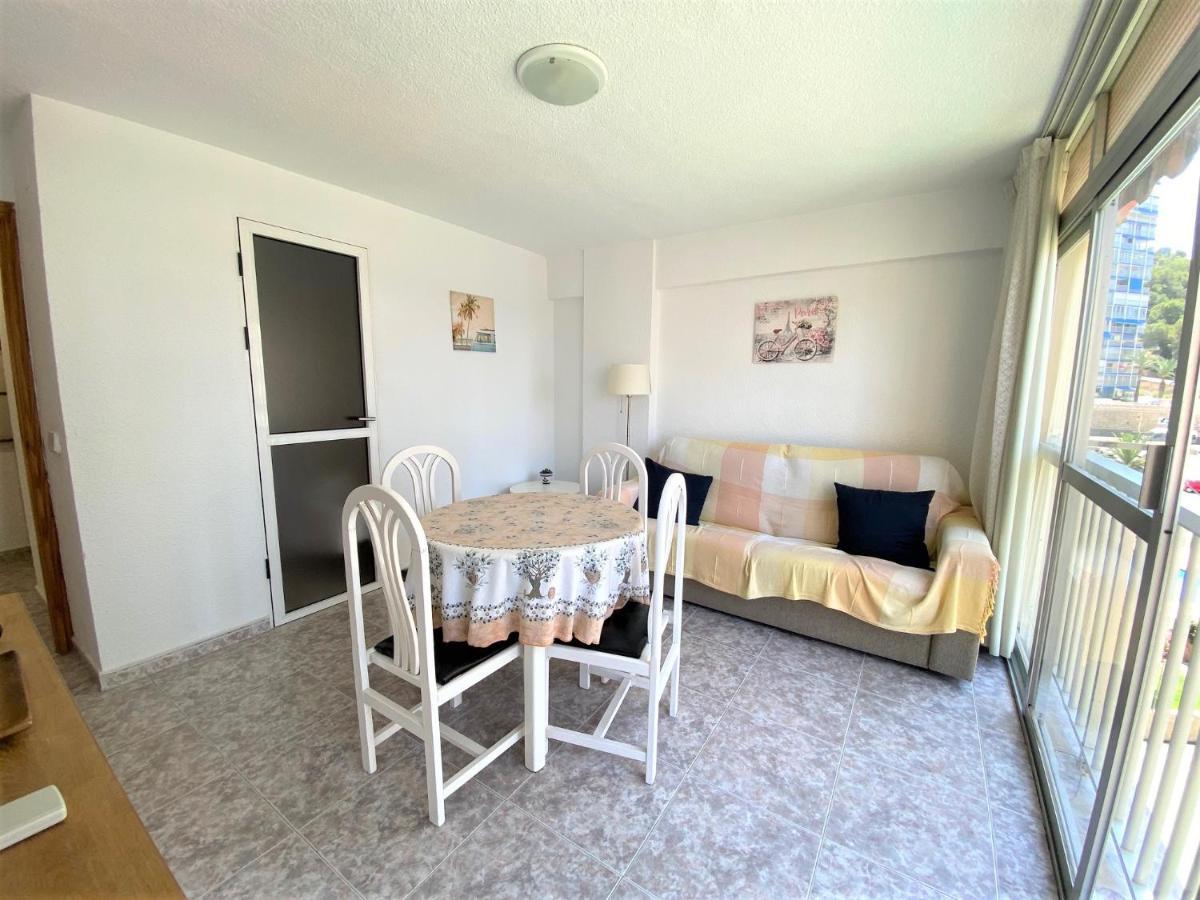 Carabelas Apartments Бенидорм Екстериор снимка