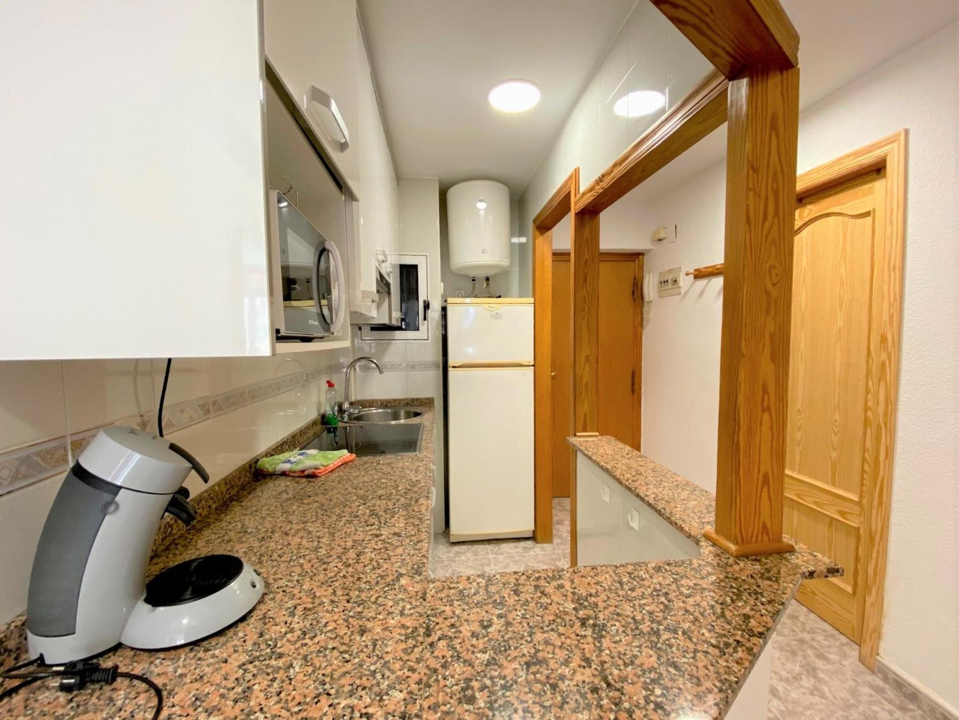 Carabelas Apartments Бенидорм Екстериор снимка